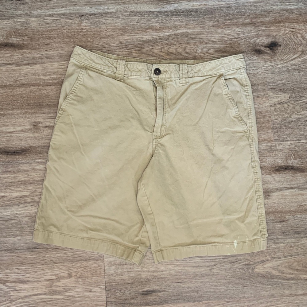 Great Condition Magellan Tan Hiking Outdoor Shorts - Size 34x12 Mens